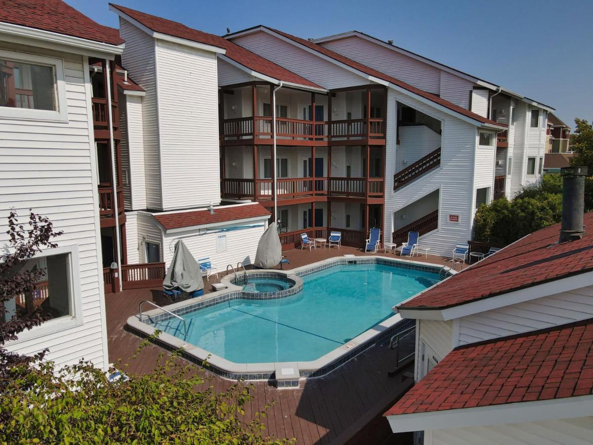 Appartement New Listing Bliss 211! Stunning Bay View Traverse City