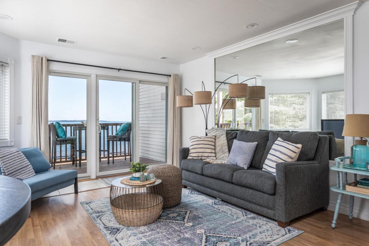 Apartment New Listing Bliss 211! Stunning Bay View *